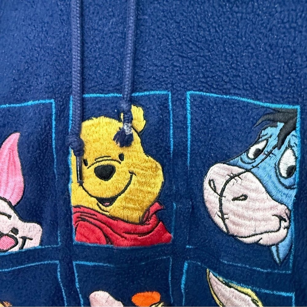 Vintage Disney Store Navy Fleece Hoodie Sweatshirt Winnie Pooh Characters Size L - Picture 4 of 7